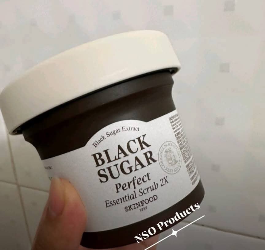 SKINFOOD Black Sugar Perfect Essential Scrub 2X –