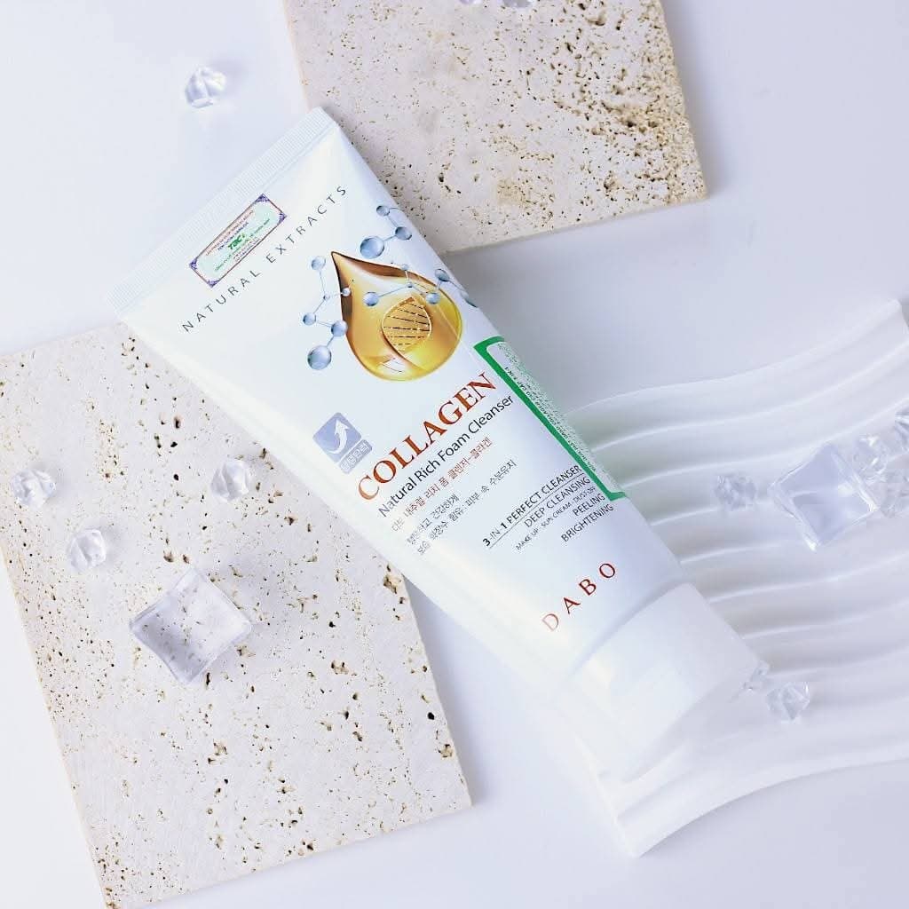 DABO Natural Extracts Collagen Rich Foam Cleanser 3-in-1

(180ml)