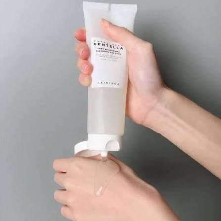 SKIN1004 Madagascar Centella Tone Brightening Cleansing Gel Foam 125ml