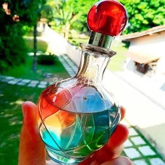 Jennifer lopez live luxe perfume
100 ml
Edp