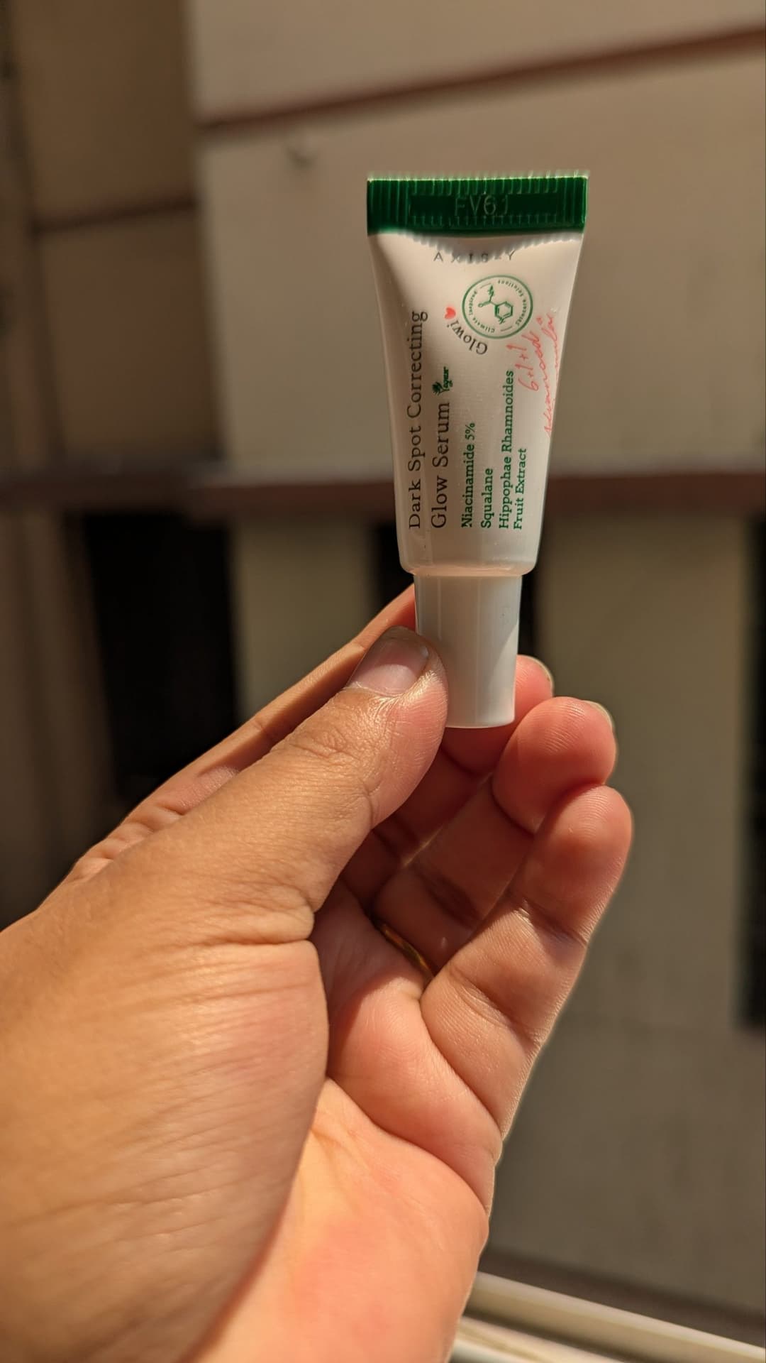 axis y dark spot correcting glow serum (5ml)