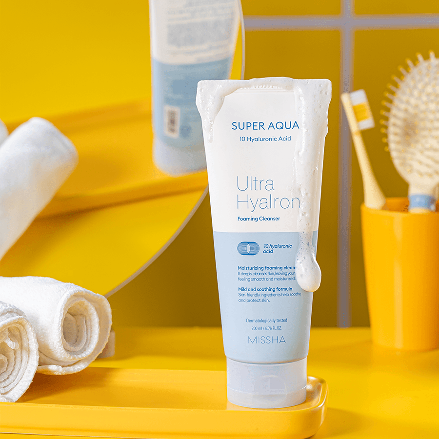 Missha Super Aqua Ultra Hyalron Foaming Cleanser 200 ml